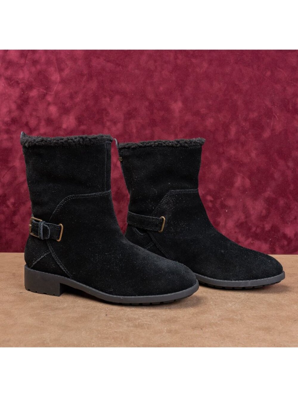 Cole Haan Women Black Suede Waterproof Slip-on Lug Fleece Lined Boots sz 8